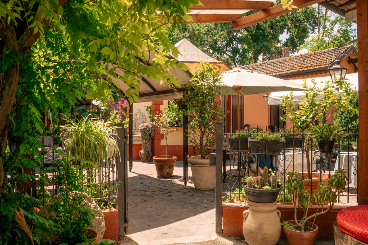 Esterno Ristorante Felloniche